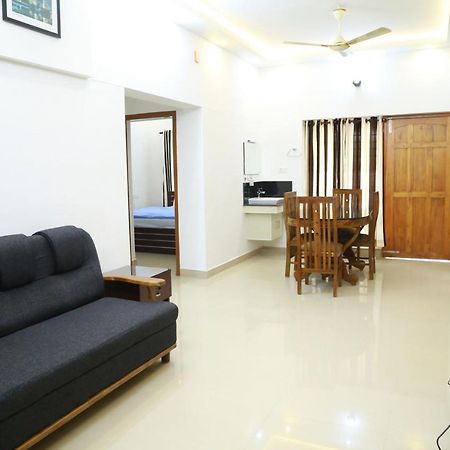 Down Town Holidays Thiruvananthapuram Zewnętrze zdjęcie